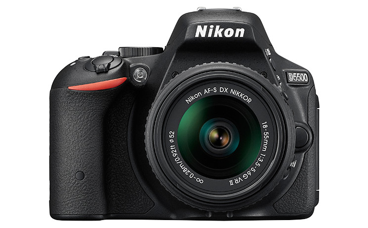 Nikon | ニュース | 報道資料：タッチパネル操作が可能なバリアングル 
